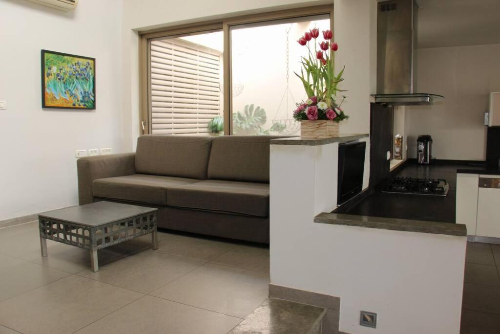 Villa קשת בענן Modi'ín Exterior foto